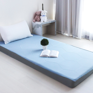 cooling memory bed