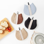 【&NE】Japan-Made Cat-Shaped Heat-Resistant Trivet (Also Usable as Oven Mitt) – Black, , large