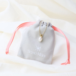【ScentMûes森繆斯】馨愛香氛 精油擴香項鍊-18K淡水珍珠款 (單品 附絨布袋), , large