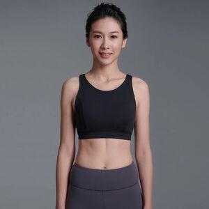 YOGA FLOW Hedy Bra - 極簡圓領短版上衣 - 炭黑 Black