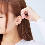 【快速出貨】ULOO Glimmer 優雅圓珠耳環 耳針-金色 UE1000210, , large