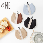 【&NE】Japan-Made Cat-Shaped Heat-Resistant Trivet (Also Usable as Oven Mitt) – Black, , large