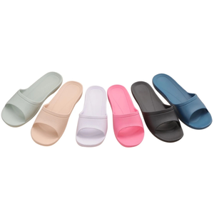 Gandan slippers