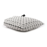 ISSEY MIYAKE BAO BAO PRISM 10X10 啞光霧面手提包/淺灰色, , large