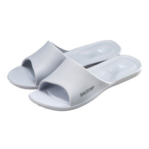 Indoor slippers