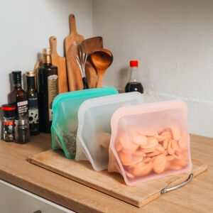 JC ECO BELIEVER Reusable Standup Silicone Bag Water Proof, Pink 1500ml 