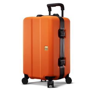 OUMOS OrangeClementine Cabin 21