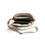 |快速出貨|Bellroy 城市斜背包 Premium 皮革材質 側背包 小包 收納隔層-淺卡其, , large