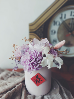 Dried flower bouquet