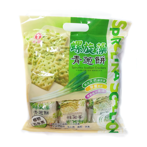 Spirulina Scallion Crackers