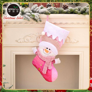 摩達客耶诞-夢幻聖誕雪人絨布粉紅聖誕襪