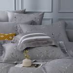 【禾肯居家】60支天絲印花/單人雙人加大特大/床包枕套被套自由配/花枝雀躍/0602/MIT台灣製, , large