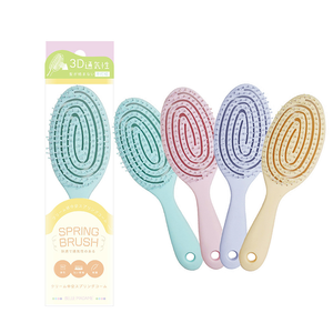 Cream-colored openwork spring comb