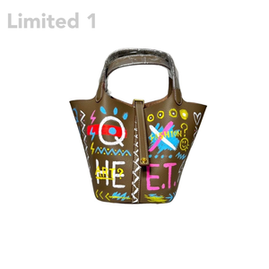 Leather lock bucket bag elephant gray