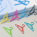 hanger-shaped-paper-clips, , large
