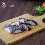 【一夫水產】鱻烤團圓七珍盒（草蝦x1/ 白蝦x1/ 秋刀魚x1/ 透抽x1/ 飛魚卵香腸x1/ 魚下巴x1/ 小卷）, , large