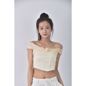 (S) 【安于晴Charlene私服】yimuo質感修身短版無袖黃色上衣二手衣