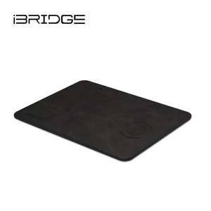 iBRIDGE 10W+蘋果7.5W快充 Qi無線充電皮革滑鼠墊-質感黑