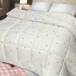 【多利寶寢具】INDIAN_緹花針織雲朵棉可水洗雙人四季被-經典黃熊, , large