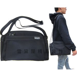 ~雪黛屋~YESON 肩側包手提肩背斜側高單數防水尼龍布工具中容量隨身物品台灣製YKK拉練可固定拉桿Y36615A