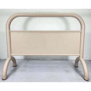 奶茶色拒馬 鍍鋅烤漆拒馬 文青風停車牌 韓風 圍籬 咖啡廳裝潢 店面規劃 質感店面 極簡風 柵欄 禁止停車