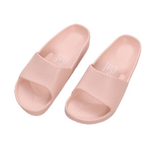 outdoor slippers