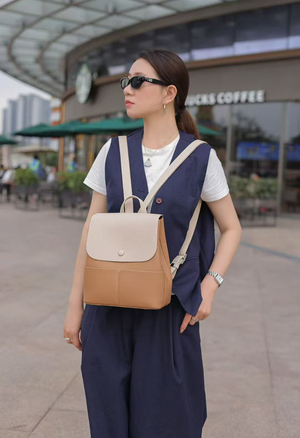 【FORYU】Multi-compartment Large Capacity Versatile Backpack Date Bag Fashionable Backpack for Going Out (Beige Brown)