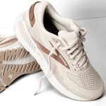 Brooks Ariel GTS 24 女 慢跑鞋 氮氣中底 寬楦 緩衝 支撐 瞪玲 米棕 [1204142E135], , large