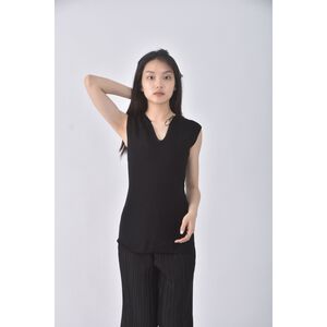 (S) uniqlo質感背心黑色上衣二手衣