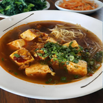 躍進【台灣蘇伯Soup】麻辣臭豆腐蒟蒻麵  蒟蒻寬麵 火鍋湯底 非基改  麻辣火鍋 美食麻辣 加熱即食 料理包 常溫保存湯底 蒟蒻麵+麻辣豆腐好吃 讚!, , large