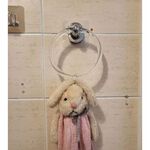 [熊好貼國際]浴巾環 毛巾架 凹凸紋路牆面可貼浴巾架 手巾 壁掛 擦手 方巾  手帕無痕掛勾 舒適家舒適你的家掛鈎, , large