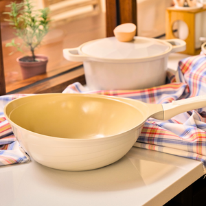 【Korea King】Colormic Ceremic Coated Non-Stick Asian Wok 26cm
