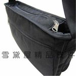 ~雪黛屋~CONFIDENCE 斜側包大容量台灣製造高品質保證高單數防水尼龍布1680D材質可放A4紙隨身ACB177, , large