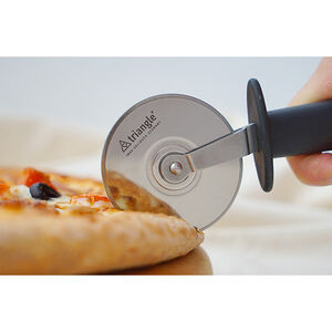 蓋瑞廚物【Triangle 三角牌 德國 pizza滾刀  6cm/7cm/10cm】pizza 滾刀  切比薩 滾輪型