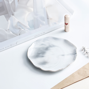 marble-pattern-jewelry-tray-pyramid-ring-holder