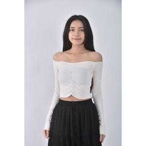 (S) 【安于晴Charlene私服】hellomi studio質感白色長袖上衣二手衣