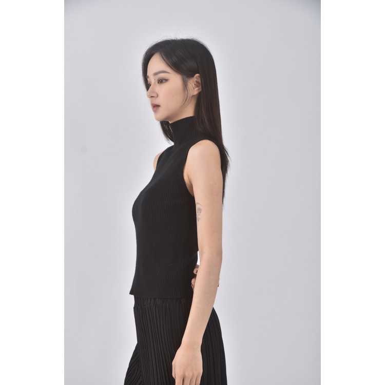 (S) 【智恩私服】質感修身短版無袖黑色上衣二手衣, , large