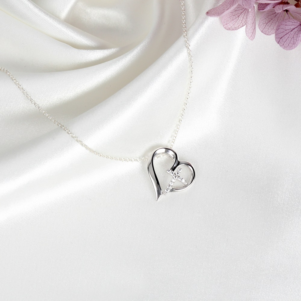 【Angel & Me】愛心 微鑲 十字架 瑞士 鑽石 s925 純銀 項鍊 禮物, , large