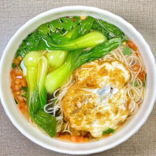 fine noodles , , large