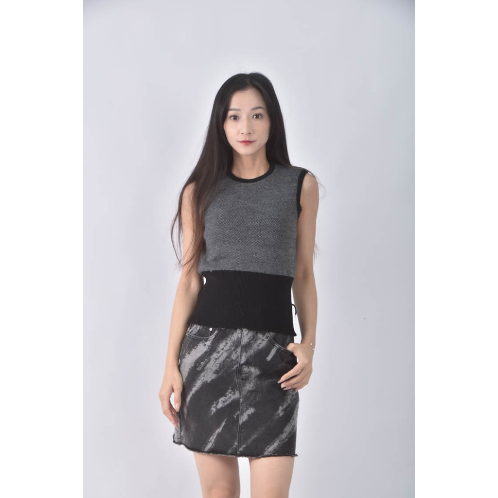 (XS（含）以下) miu miu無袖黑色上衣二手衣, , large