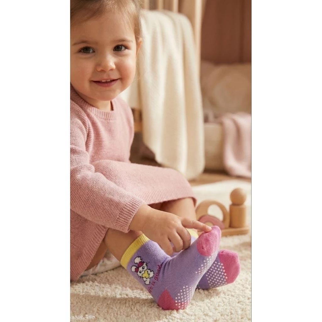 【凱美棉業】10雙 隨機出色 純棉止滑童襪 甜心兔兔款 愛心童襪 卡通童襪 可愛襪 男童女童襪 兔兔 愛心 9-13cm, , large