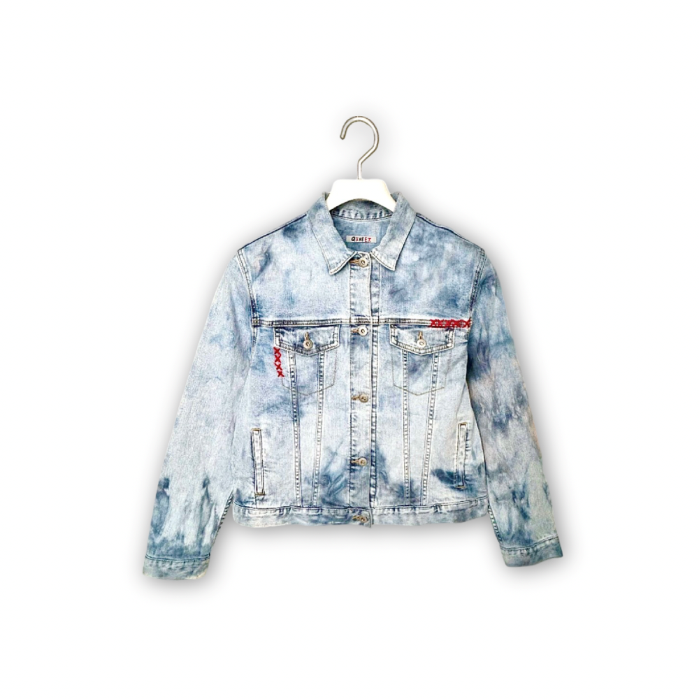 Strawberry milk design denim jacket washed blue, , large