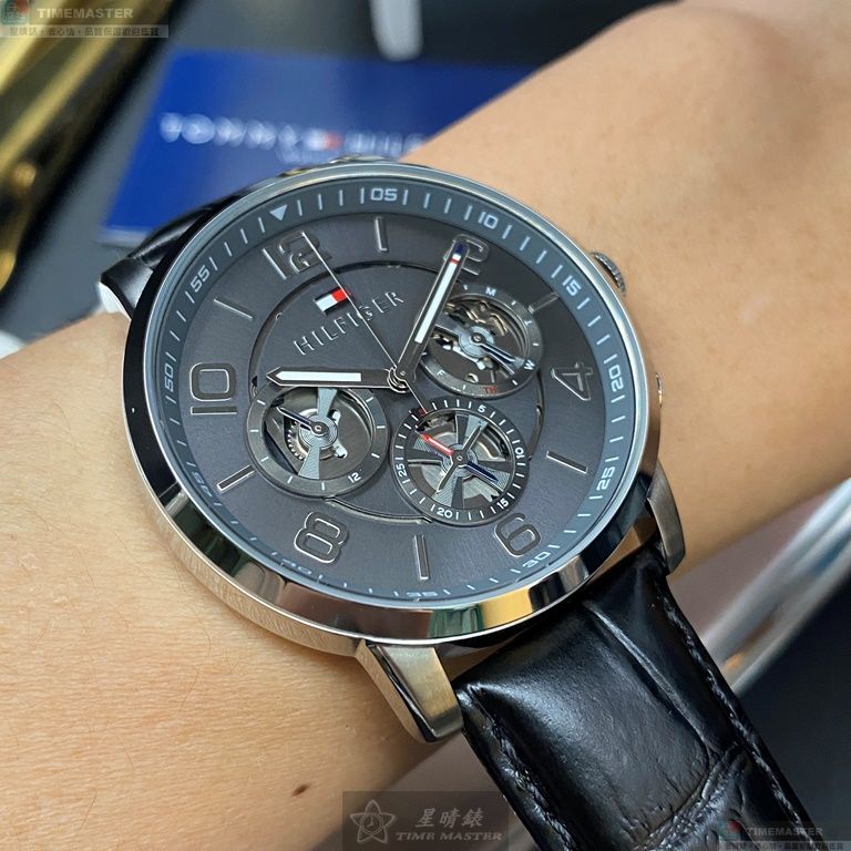 [星晴錶業]TommyHilfiger手錶,44mm,TH00011鐵灰色錶面銀錶殼深黑色真皮皮革錶帶款, , large