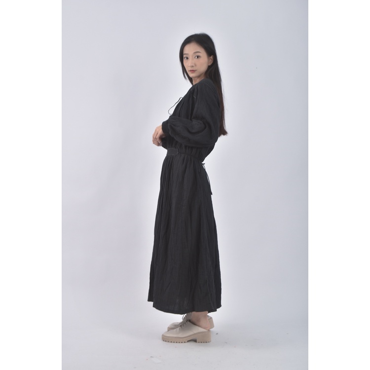 (S) wooden clothes抓皺傘擺黑色洋裝二手衣, , large