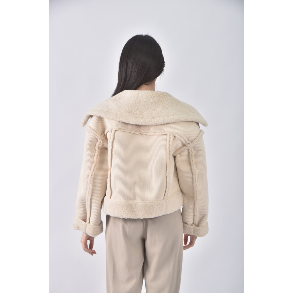 (L) 【金莎私服】質感內刷毛杏色外套二手衣, , large