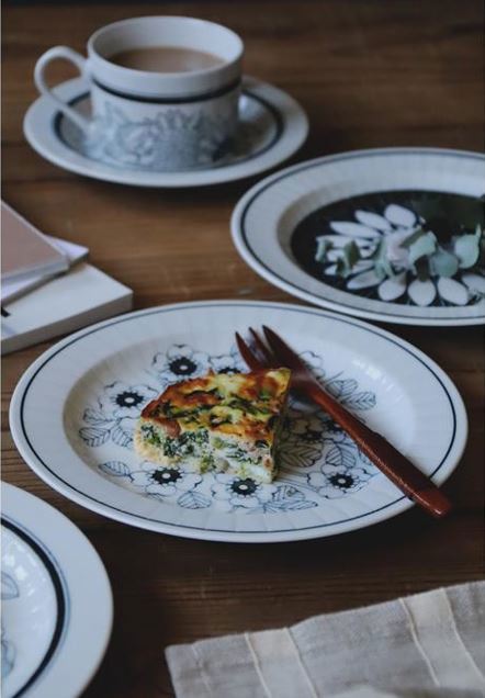 Floral-themed cup and saucer set (3 pieces, each containing flowers), , large