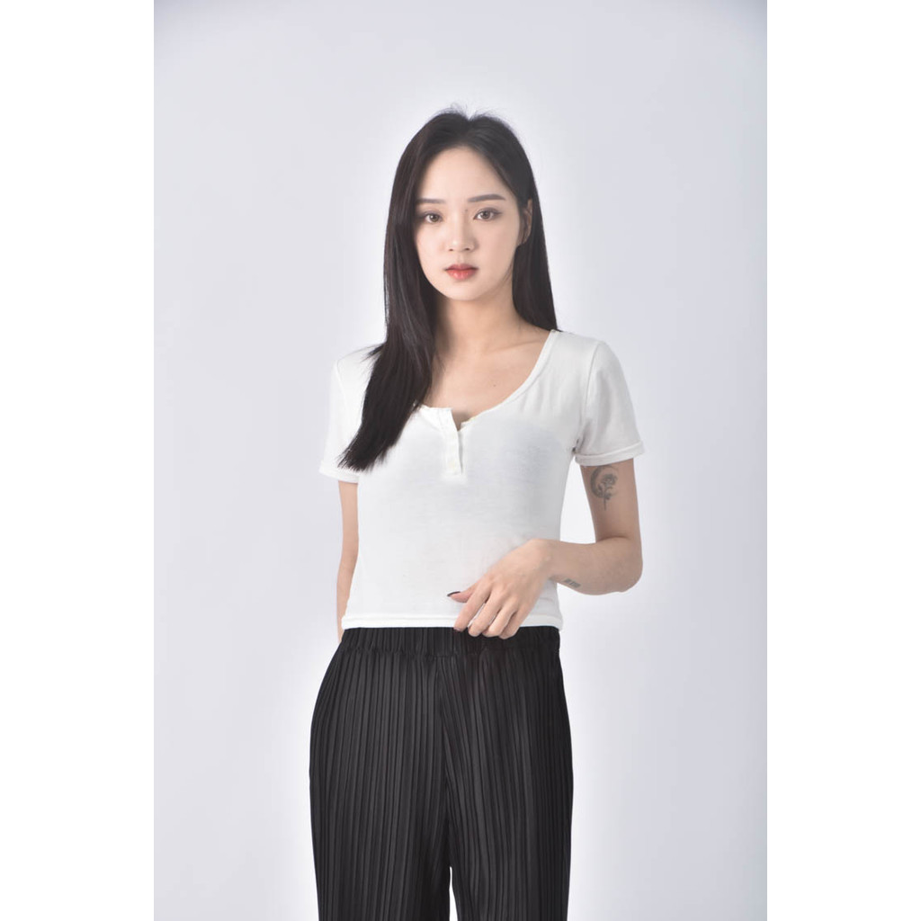 (S) 【董仔私服】kerley co棉質V領白色短袖上衣二手衣, , large