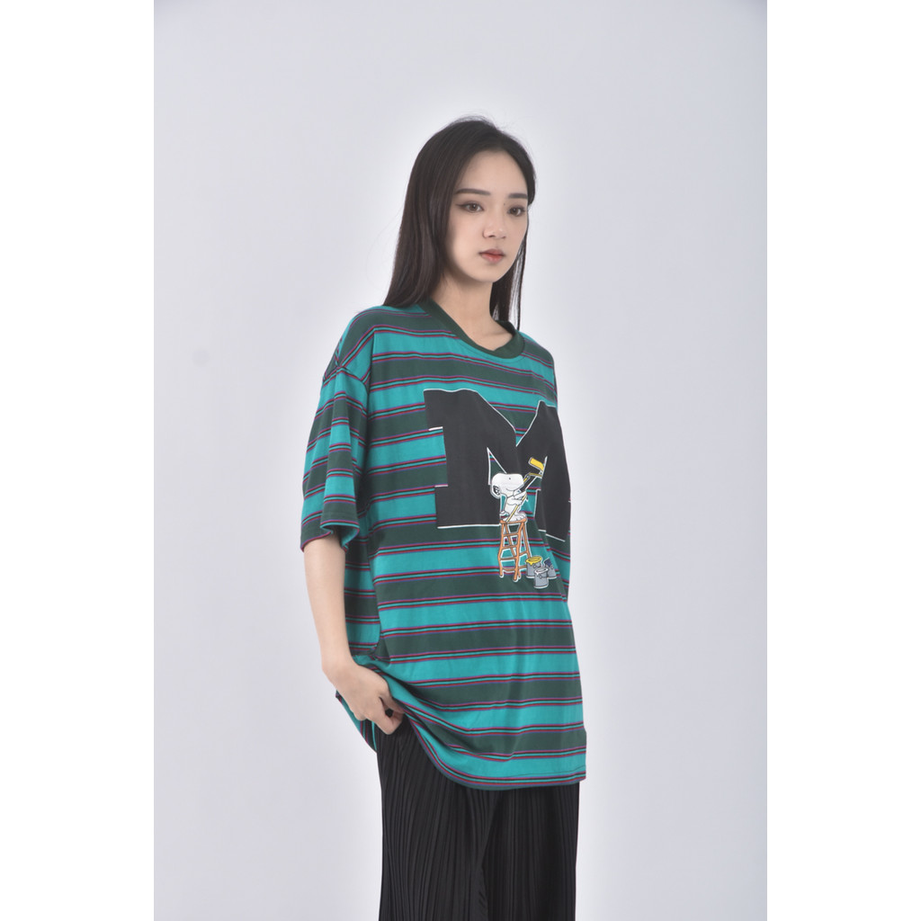 (XL) 質感史魯比綠色短袖上衣二手衣, , large
