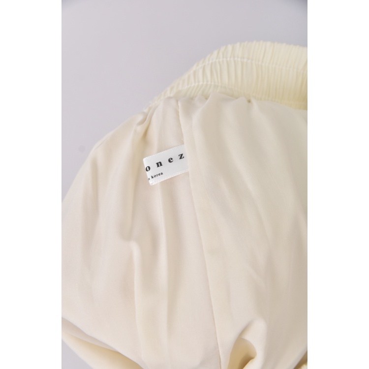 (S) 高腰質感白色短褲二手衣, , large