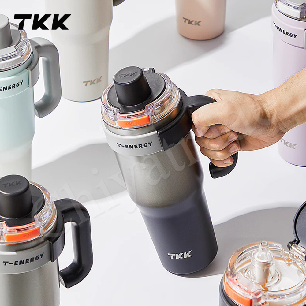 【TKK】T-One 彈蓋冰壩杯 316不鏽鋼x陶瓷噴塗 直飲+吸管 保冰保溫 運動隨身杯 800ML(握把式)-沙丘咖, , large